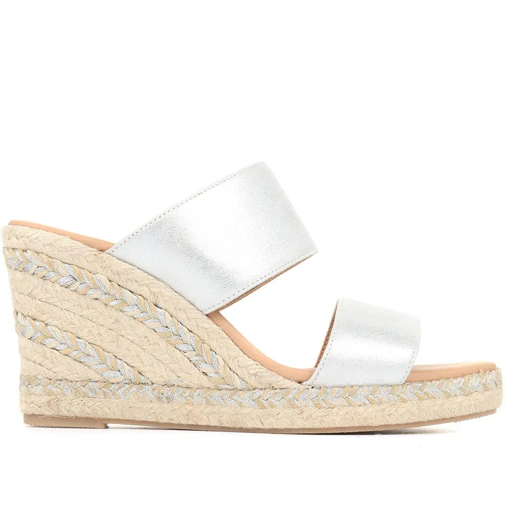 Amabelle Wedge Mule Sandals - AMABELLE / 322 052