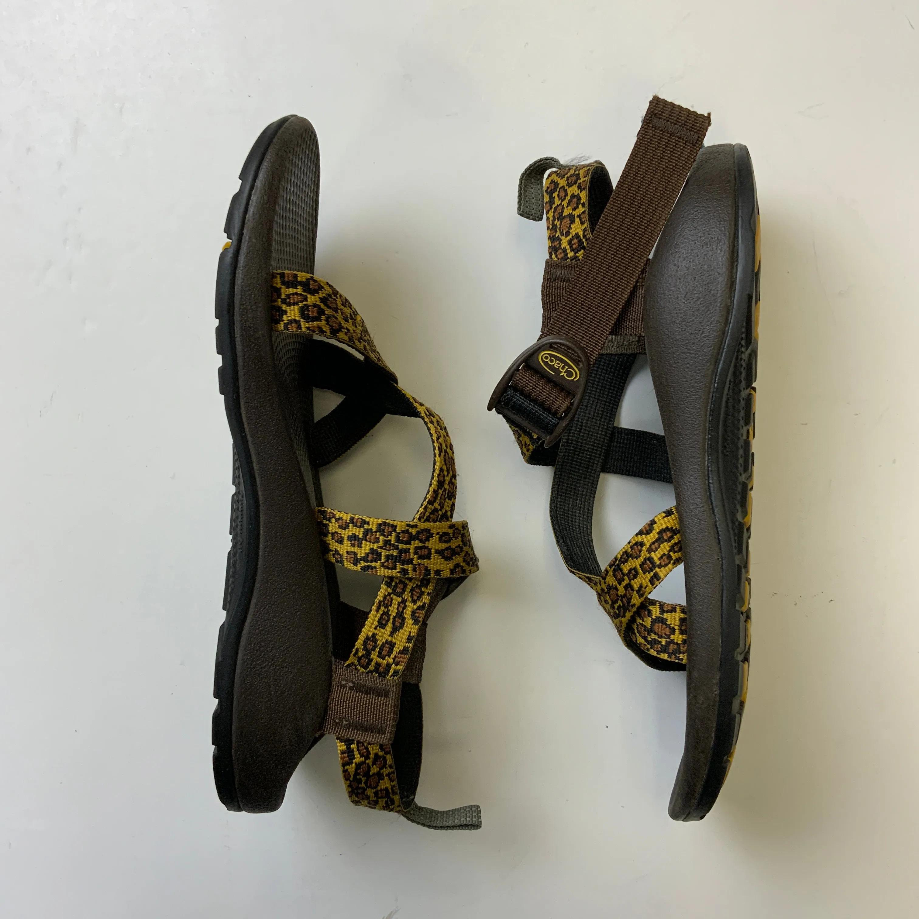 Chacos Sandals Size 6 Sport 
