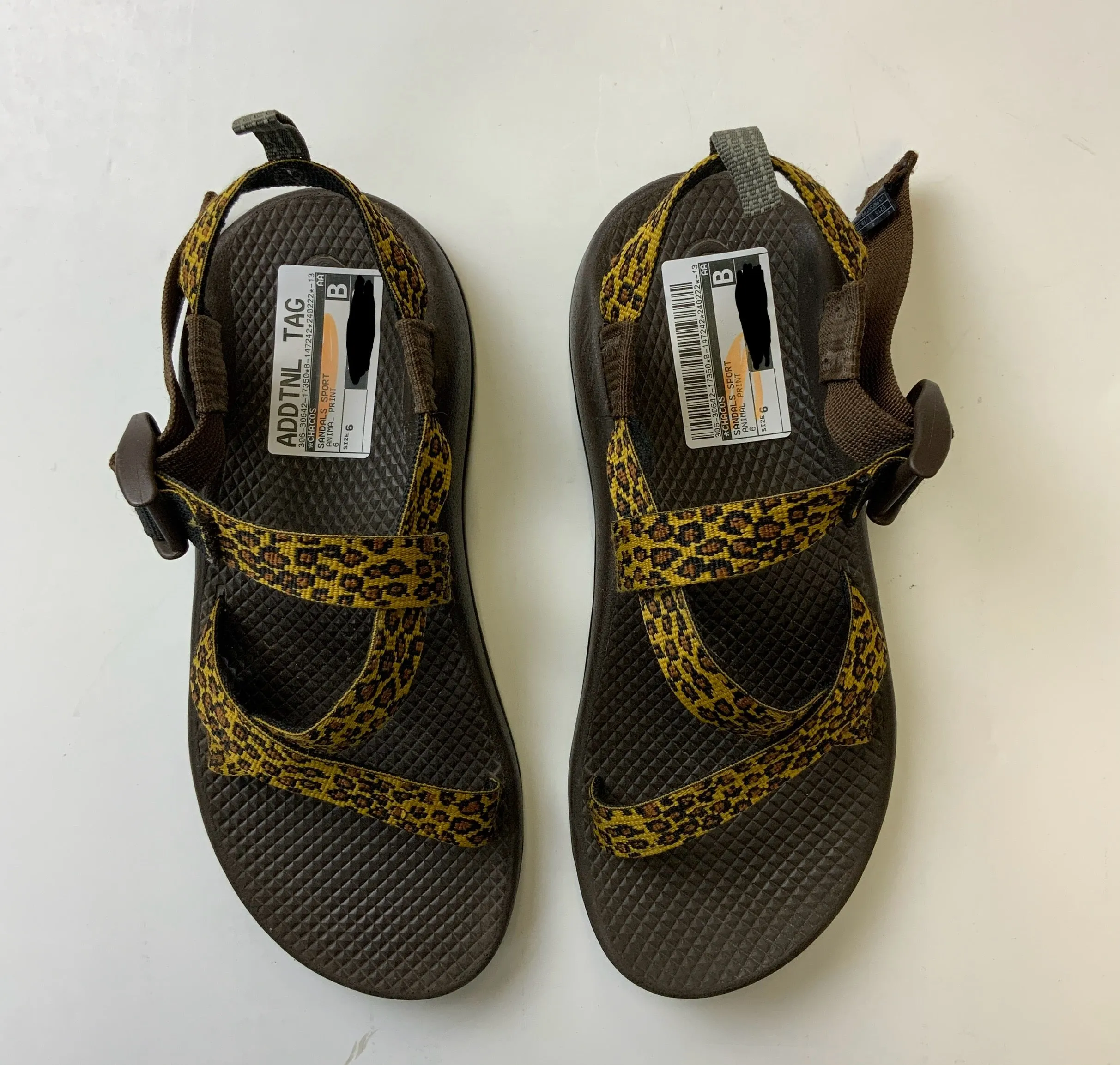 Chacos Sandals Size 6 Sport 
