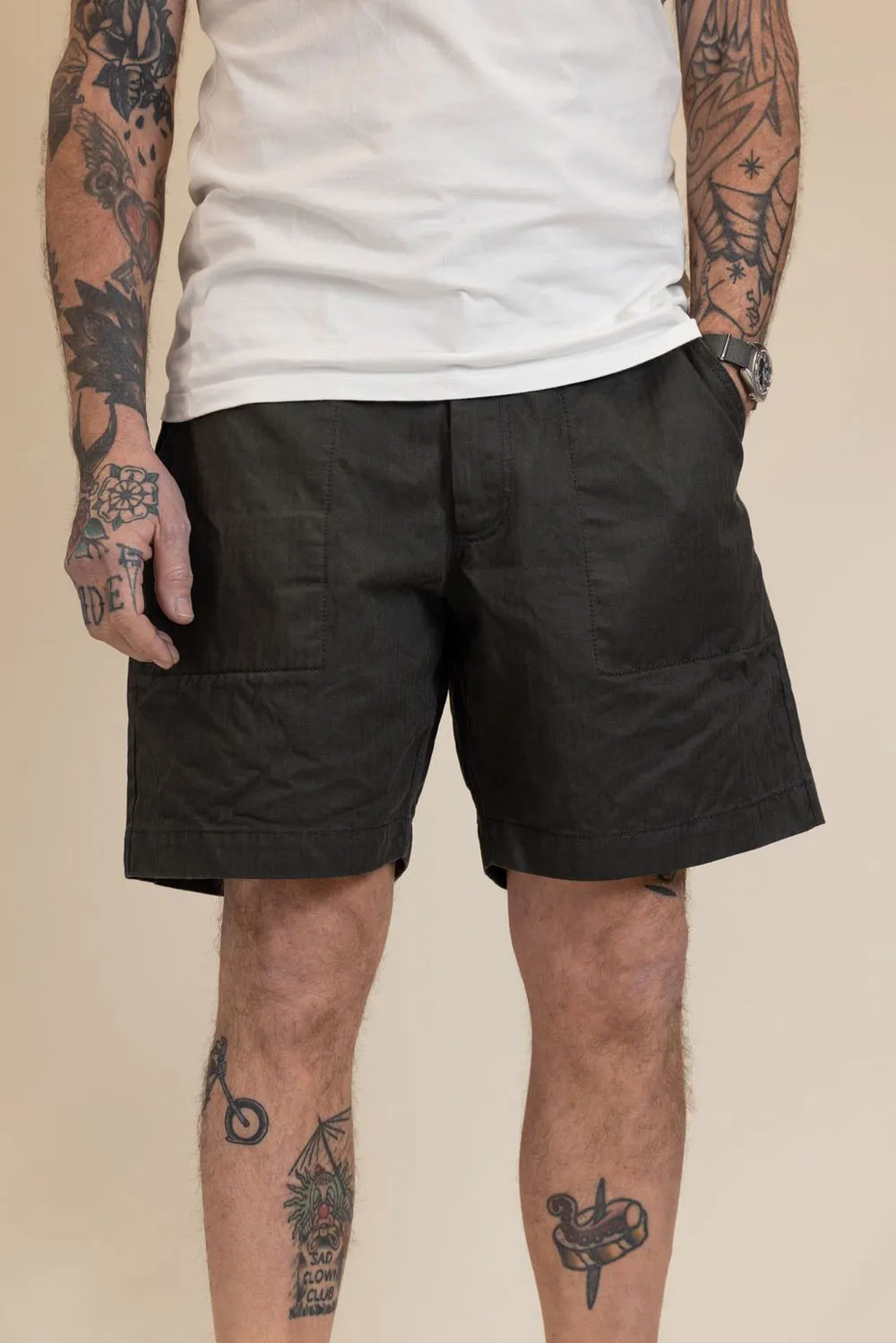 Fatigue Shorts in Olive color