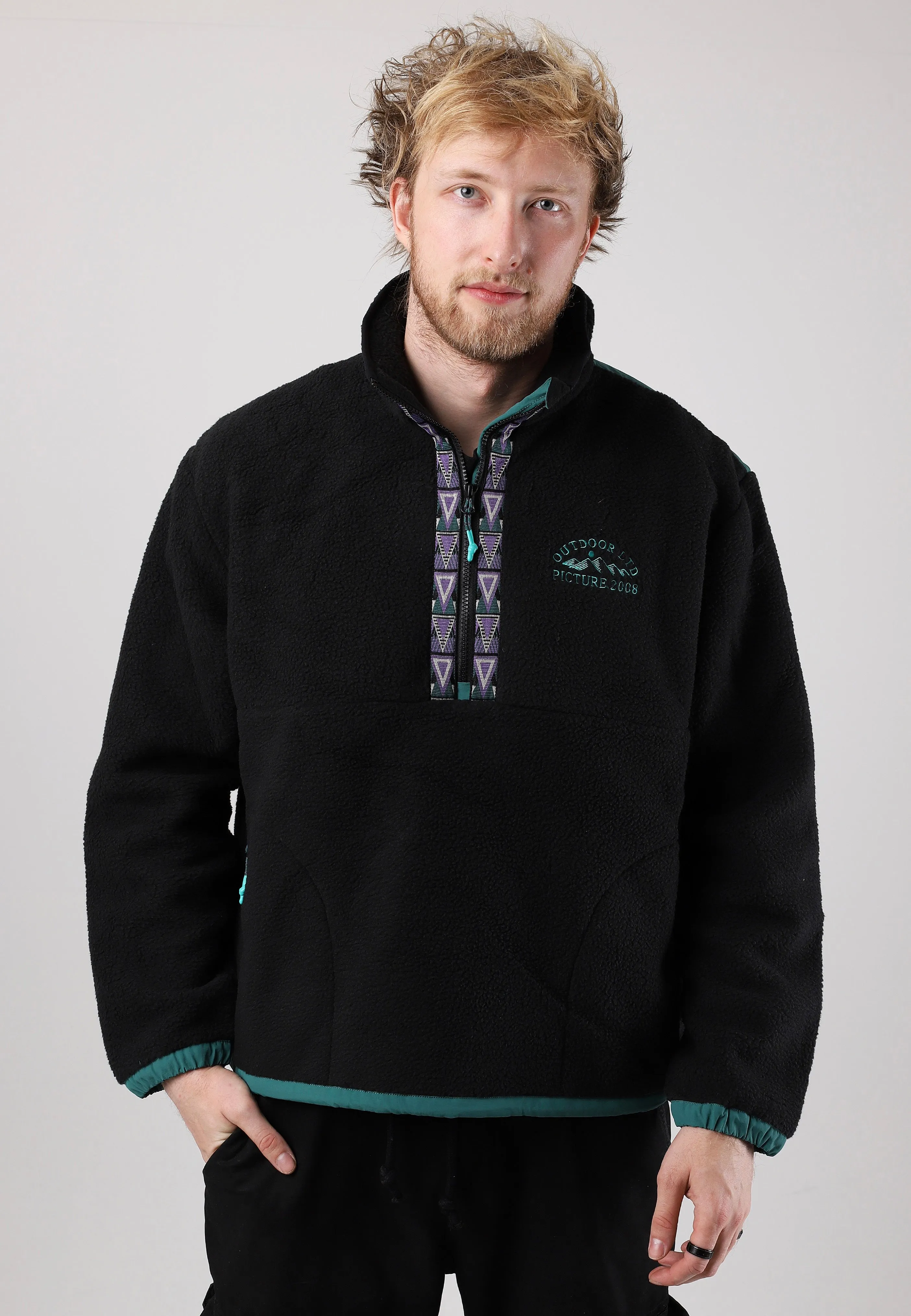 Gamvik 1/4 Zip Pullover in Black and Bayberry Photo