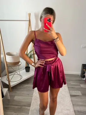 Satin effect burgundy shorts