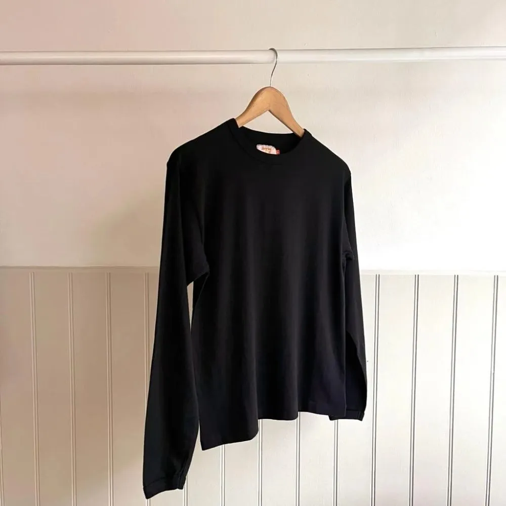 Sunray Sportswear Namakaoh Long Sleeve Tshirt in Anthracite - Size 4