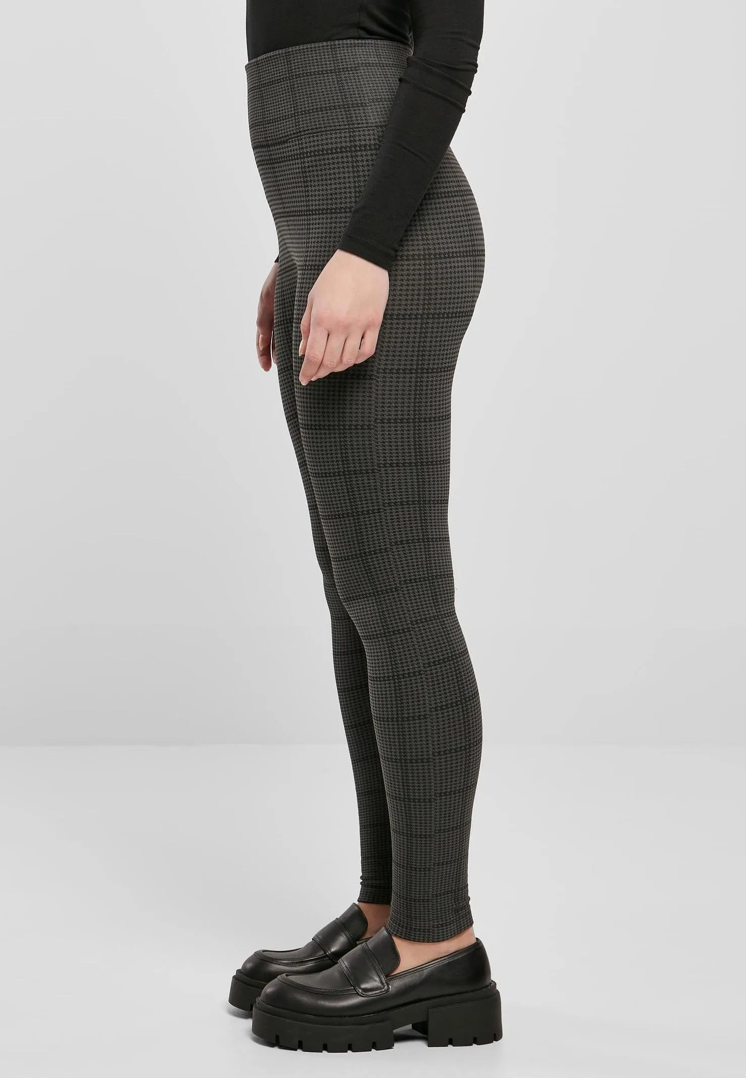 Urban Classics Seamless Checkered Leggings for Women