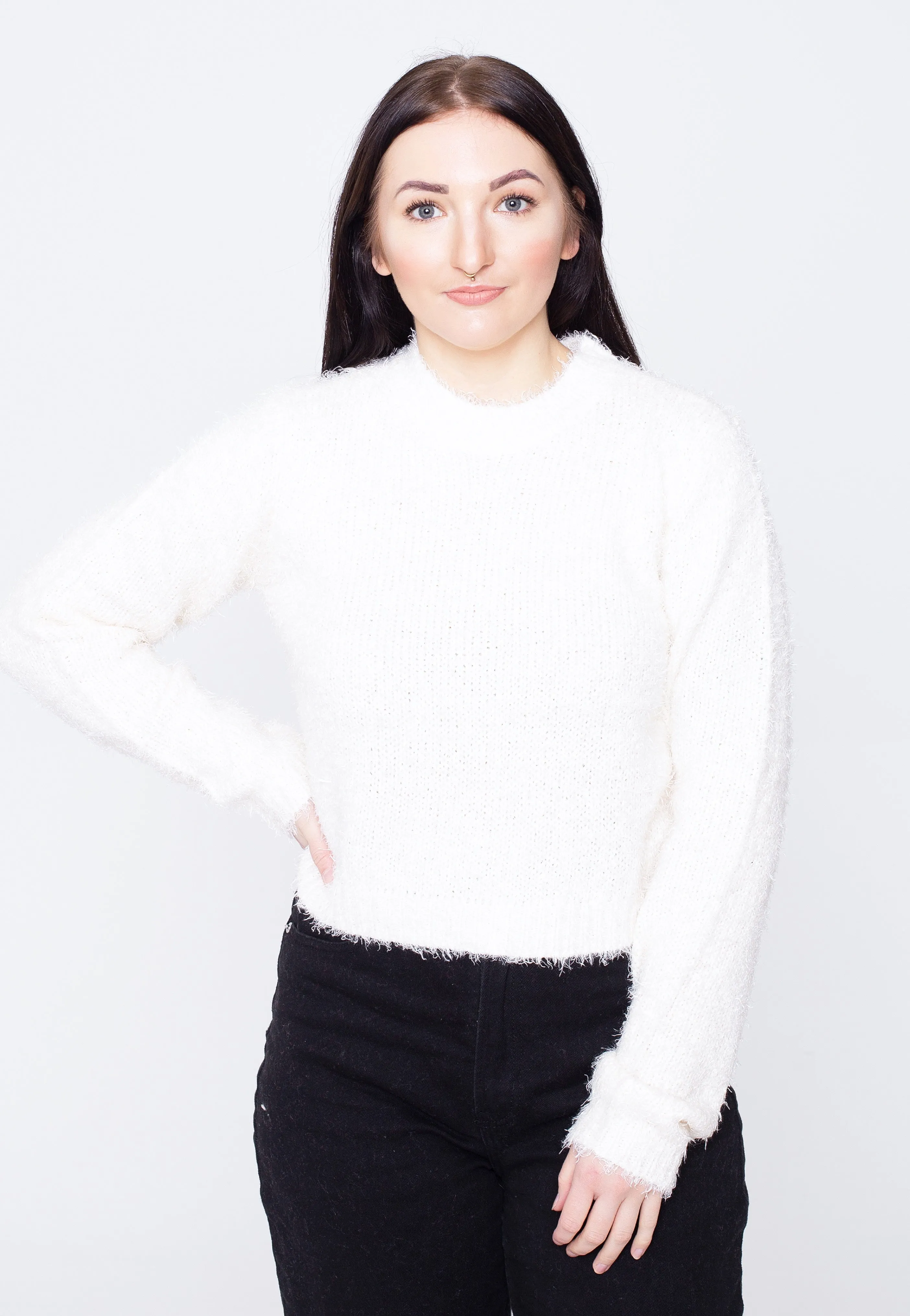 White Sand Cropped Feather Pullover by Urban Classics