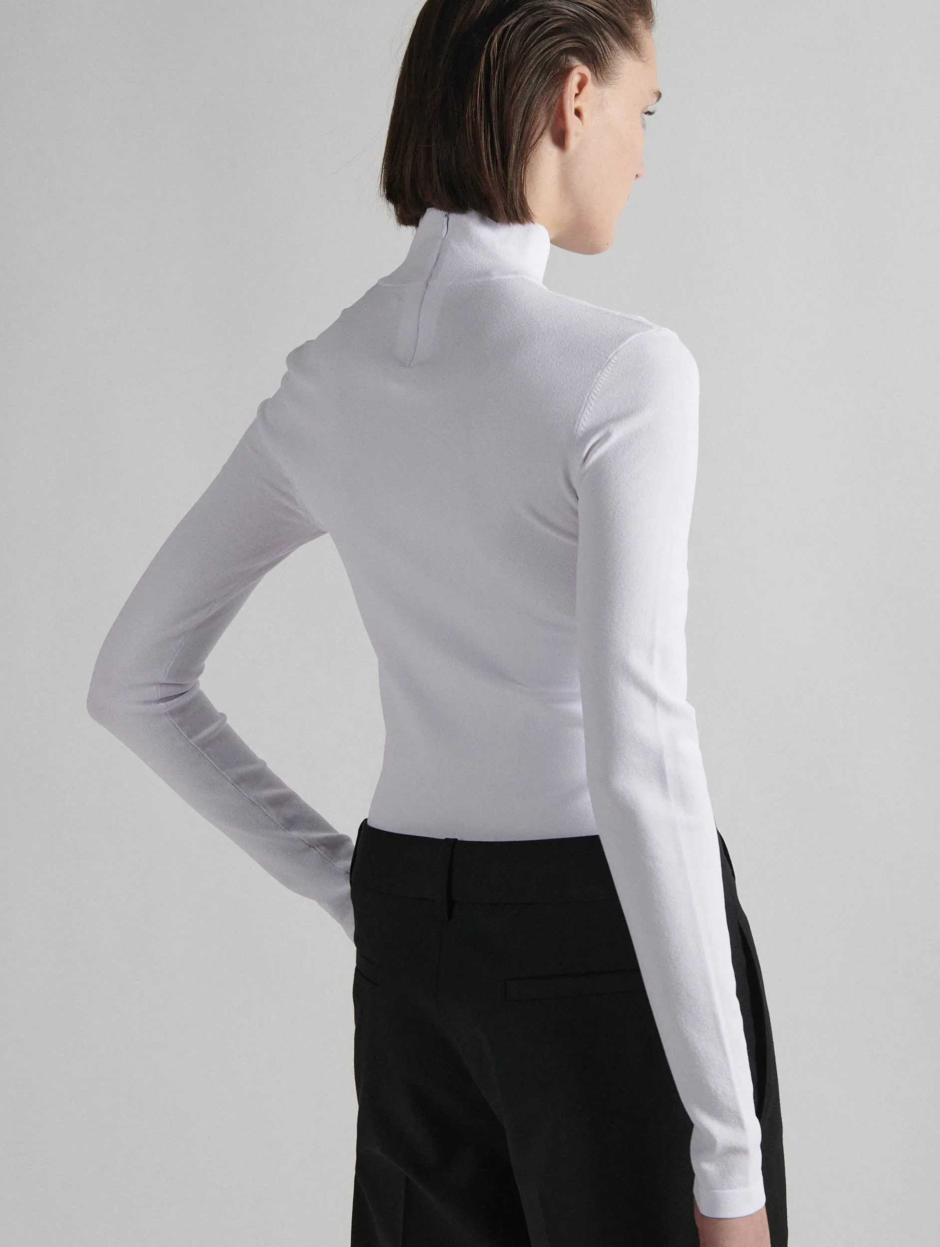 White Second-Skin Slim Fit Sweater