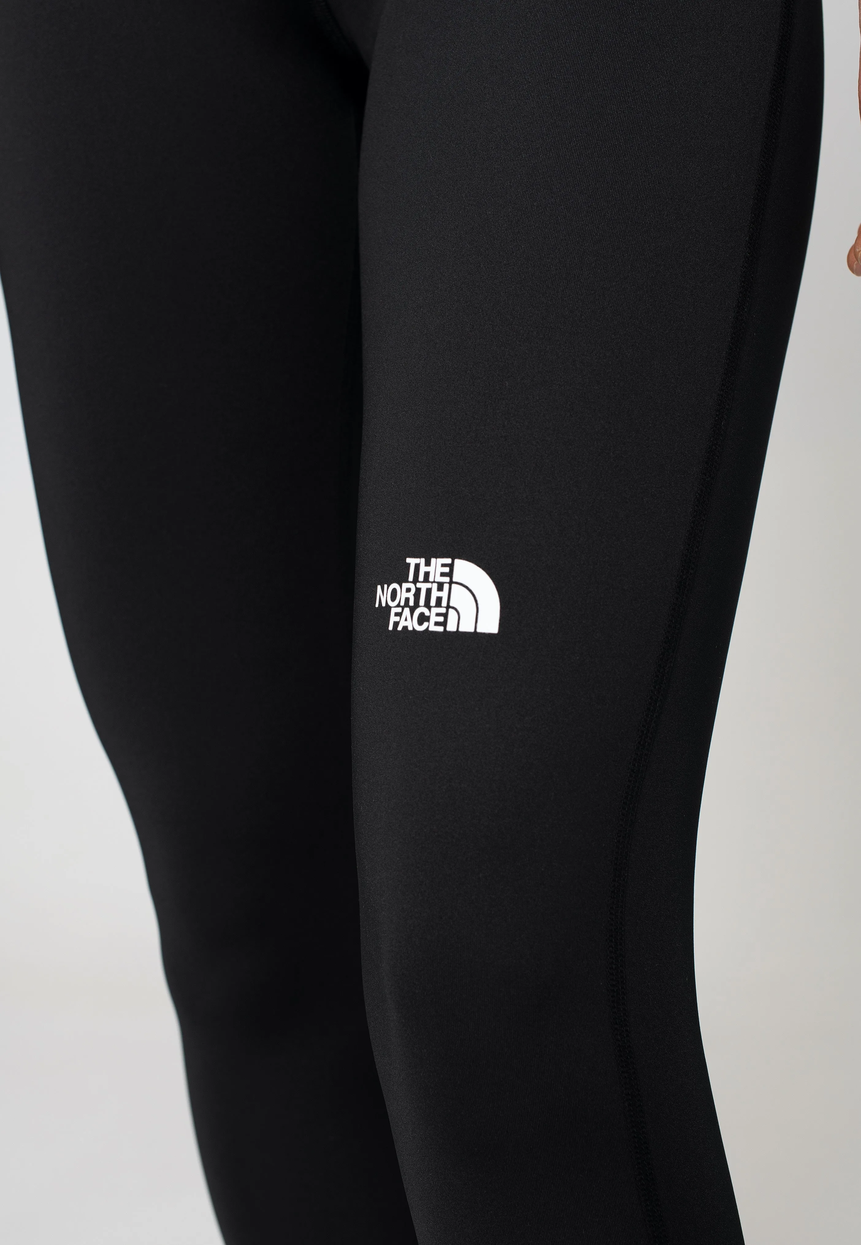 Women’s Flex High Rise 7/8 Leggings in Tnf Black by The North Face